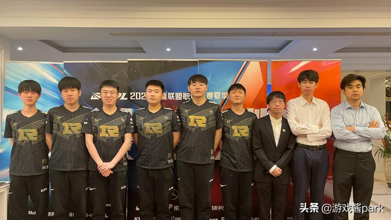 2022LOL夏季赛赛程过半，全球四大赛区的春季赛冠军表现如何？