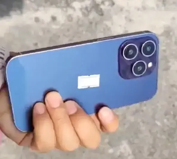 iPhone12变紫(iphone12pro屏幕颜色突然变紫) iPhone12变紫(iphone12pro屏幕颜色突然变紫)