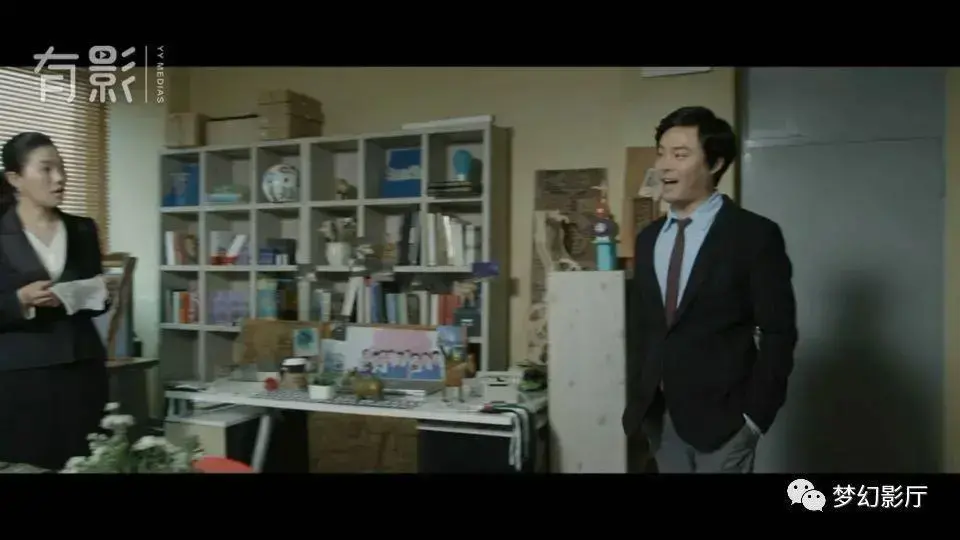 我的一个同事小华抓狂，因为总会遇到无理取闹的场面