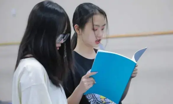云易考