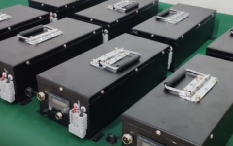 三元锂和磷酸铁锂怎么区别(分辨三元锂电池和磷酸铁锂技巧)