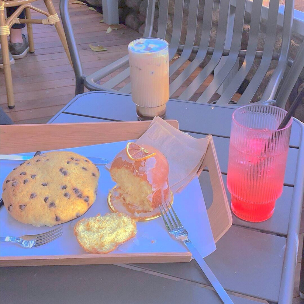 文案愿你熬过万丈孤独，藏下星辰大海