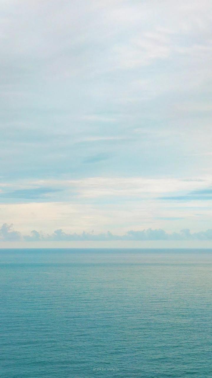 近期喜欢的13句文案语录，大多数人，都生活在平静的绝望中