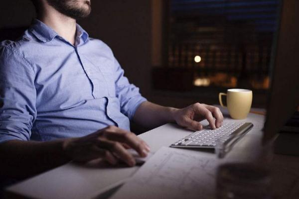 95后设计师猝死生前自称天天熬夜 天天熬夜会不会猝死