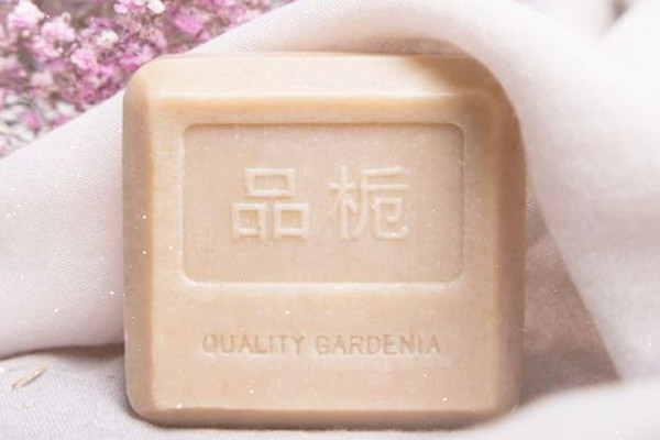 洁面皂能不能天天用 洁面皂能代替洗面奶吗 洁面皂能不能天天用 洁面皂能代替洗面奶吗