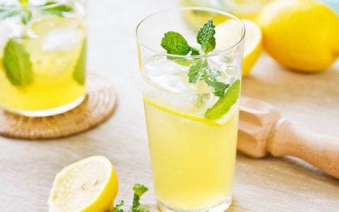 柠檬要削皮吗(柠檬去皱纹吗)