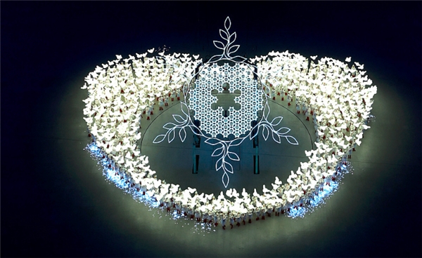 冬奥会高能名场面盘点，京东方雪花火炬圈粉网友