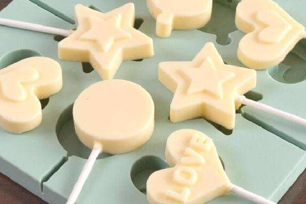 奶酪棒适合多大宝宝吃 奶酪棒小孩吃了到底好不好