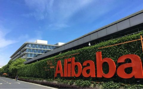 建站：深度学习或者鼠标对鼠标，零基础建站技能。