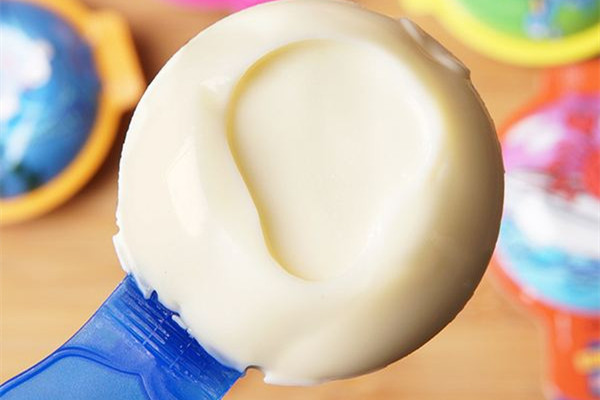 奶酪棒适合多大宝宝吃 奶酪棒小孩吃了到底好不好