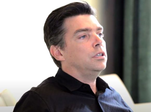 谷歌创始人离婚撕X，还亲手建网站曝前妻被性侵：一分不给她