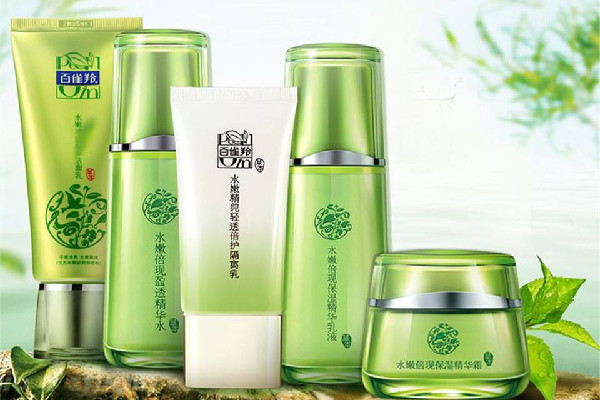 百雀羚草本精粹四件套适用年龄 百雀羚草本系列有几款 百雀羚草本精粹四件套适用年龄 百雀羚草本系列有几款