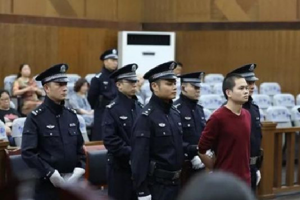 乐山女子夜跑遇害案凶手被执行死刑 故意伤人致死一般判几年