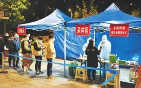 无人一组核酸检测，女子派无人机查看核酸排队情况 核酸检测是怎么区分出每个人的