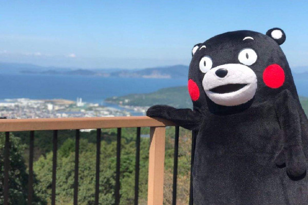 中乌网红夫妇翻车：做代孕产业 网红是怎么赚钱的