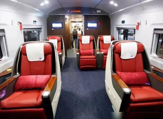 高铁一等座要排队检票吗？高铁一等座有免费午餐吗 第2张