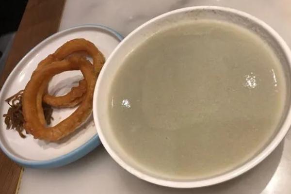 豆汁为什么是酸臭的 豆汁这么难喝为什么还有人喝 豆汁为什么是酸臭的 豆汁这么难喝为什么还有人喝
