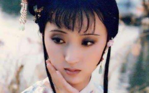 林黛玉成为一个什么样的人(林黛玉是一个什么样的性格)