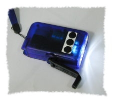 利用法拉第原理制作免电池的手电筒