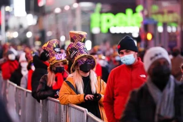 美国或有1.4亿人感染过新冠 感染新冠肺炎后几天出症状