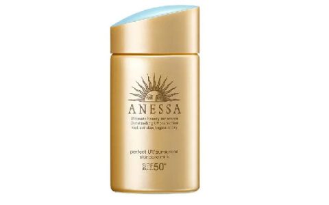 防晒是直接用手还是用海绵垫，用海绵上防晒霜