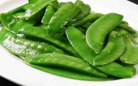 荷兰豆没有焯水可以直接炒吗(荷兰豆不焯水直接炒多久能熟)