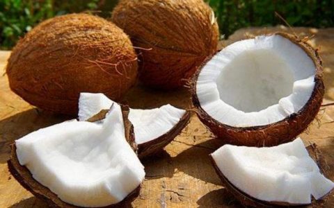 吃椰子对孕妇有好处吗(孕妇能吃椰子吗有什么功效)