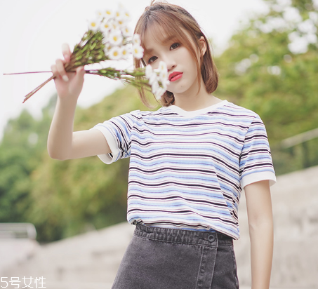 2022年流行什么样的t恤？2022年流行t恤款式推荐