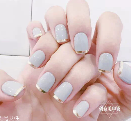 2022奶奶灰跳色美甲图片 自带高冷气场的奶奶灰美甲