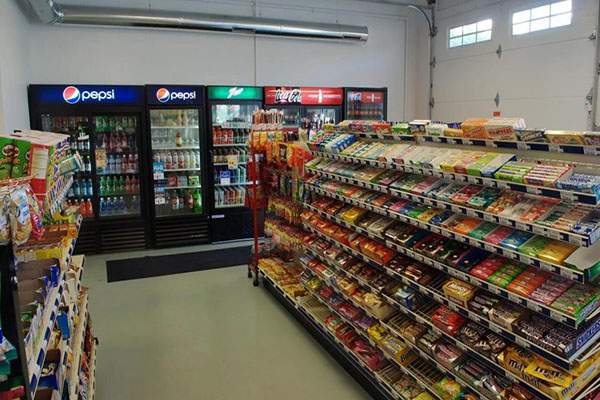202204126841260.jpg 50平方的便利店2.jpg