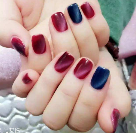 猫眼美甲2022新款 猫眼石美甲的做法注意事项