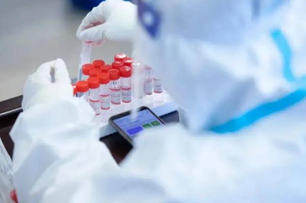 上海11天无症状超4万例如何收治 新冠肺炎高烧吃退烧药管用吗