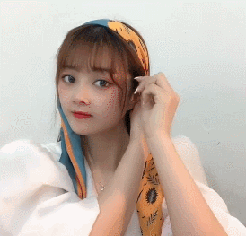 别再披头散发了！热不死你！这5款发型才够美够清凉！！