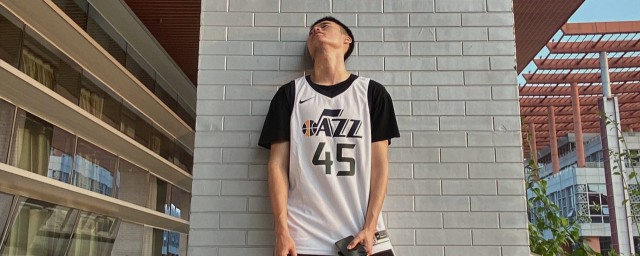 00个大厂男孩所有人的排名，大厂男孩100人名单及其简介"