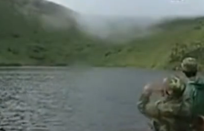 四川大山惊现呼风唤雨的古井，只要揭开井盖就下雨，专家：催化剂