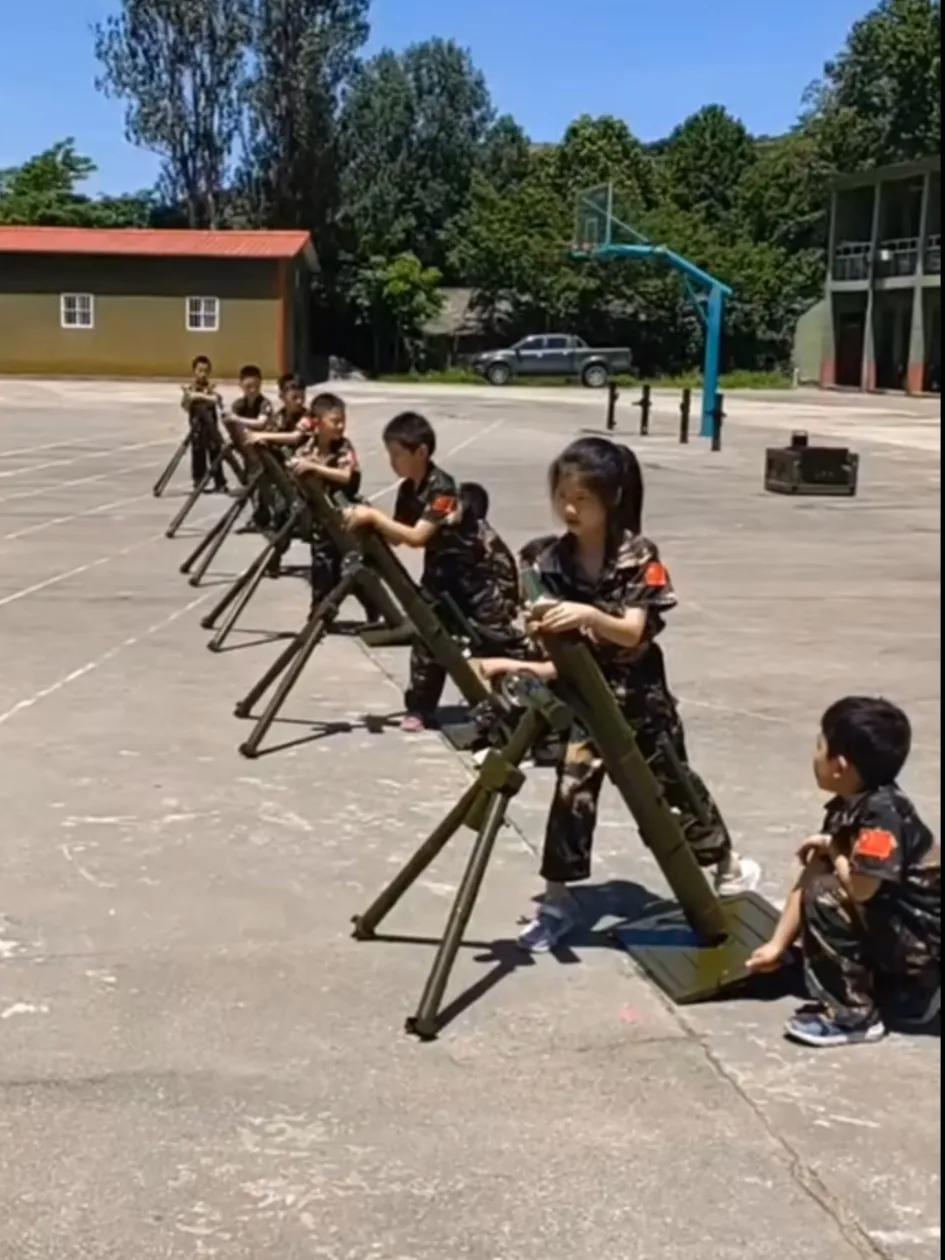 最小的“迫击炮小分队”震撼袭来!少年强则国家强