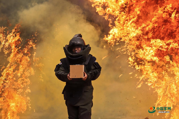 高清大图 | 特战队员训练的震撼瞬间