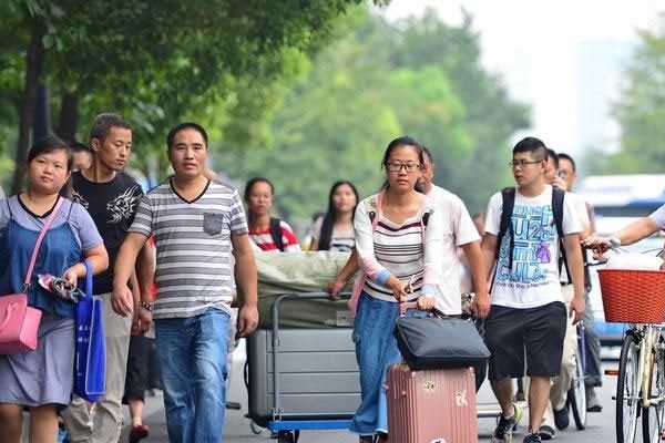 中考时要明白“统招”和“定向”，录取方式不同，分清二者区别