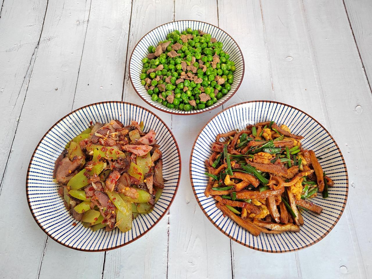 江西一家人的晚餐，3道菜荤素搭配营养足，网友却说一口也吃不下