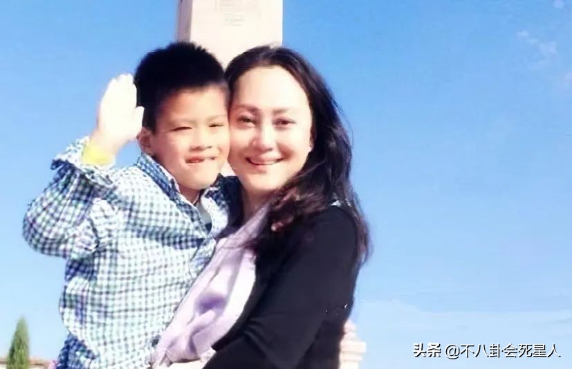 6位曾移居国外的内地明星，有人嫁洋富商住豪宅，有人回国养老