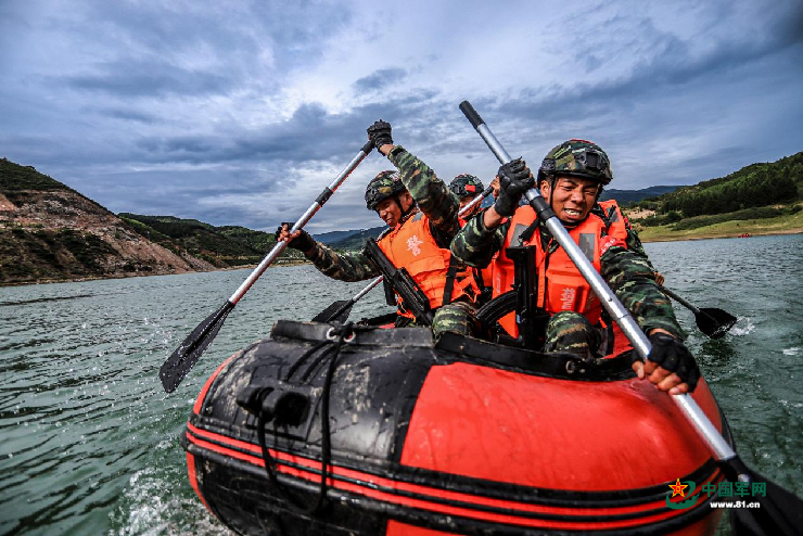 高清大图 | 特战队员训练的震撼瞬间