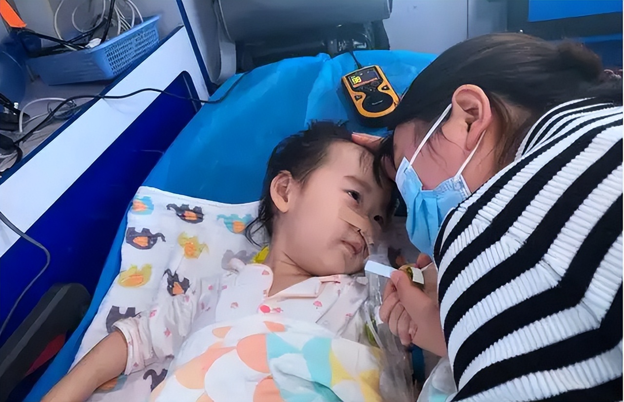 出生就“存活率低”的娃，要不要不遗余力去救？不同情况不同对待