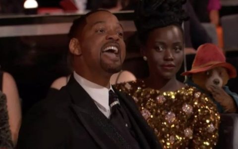 柏灵顿熊熊乱入电影名场面！《妈的多重宇宙》、《捍卫任务》、《爱与雷霆》大片都沦陷