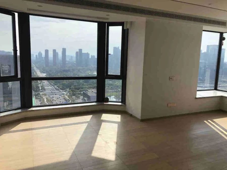 单价超87000元/平方米,成交