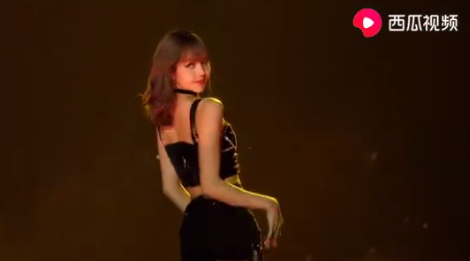 Lisa上节目为什么说泰语，她的舞蹈有那么好么？西瓜视频带你揭秘