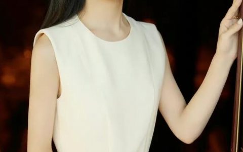 赵丽颖蓝色纱裙获奖(赵丽颖淡蓝色长裙)