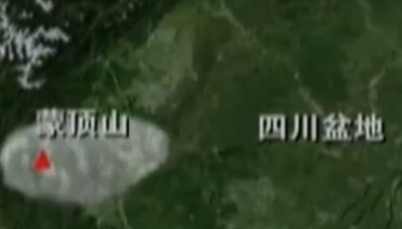 四川大山惊现呼风唤雨的古井，只要揭开井盖就下雨，专家：催化剂