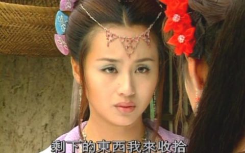 曹颖扮演的女扮男装有自己的避雷针，所以他每次都完美地避开了男主角。