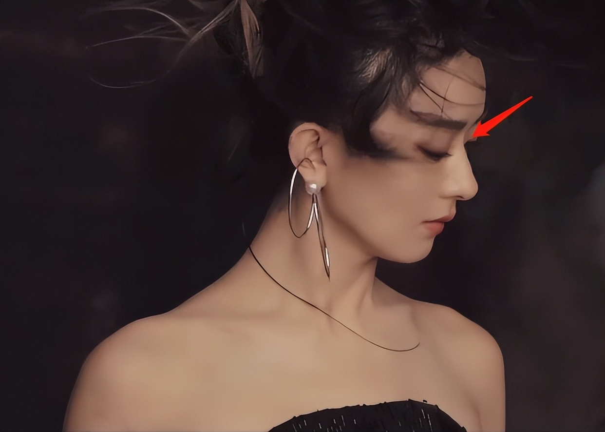 赵丽颖破除整容传闻，新剧预告厚唇没了，山根回凹脸还是有点方