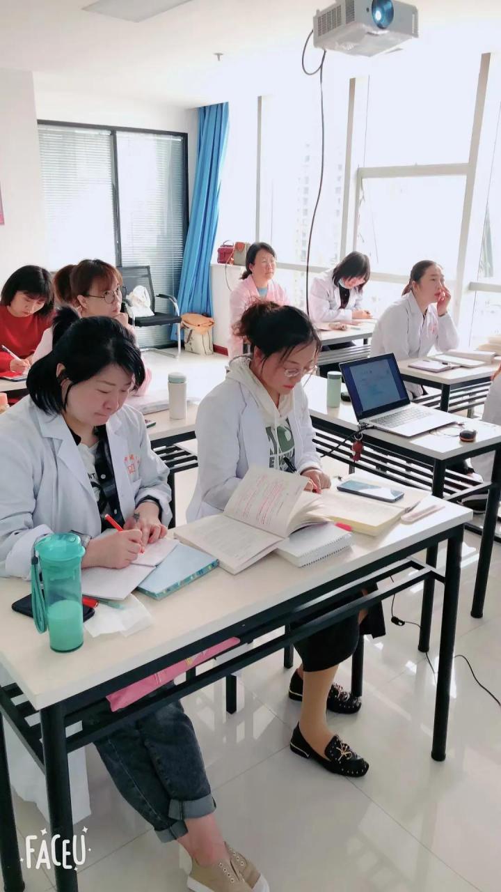 政府免费“保健按摩师+育婴产康师”培训简章介绍